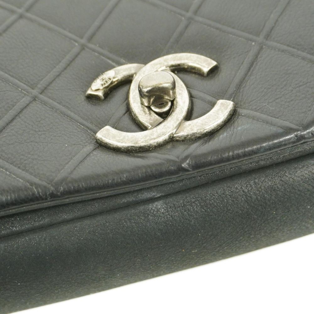 Black Leather Chanel Shoulder Bag
