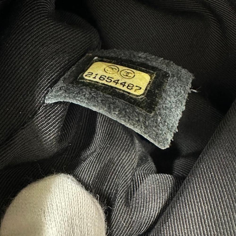 Black Leather Chanel Shoulder Bag