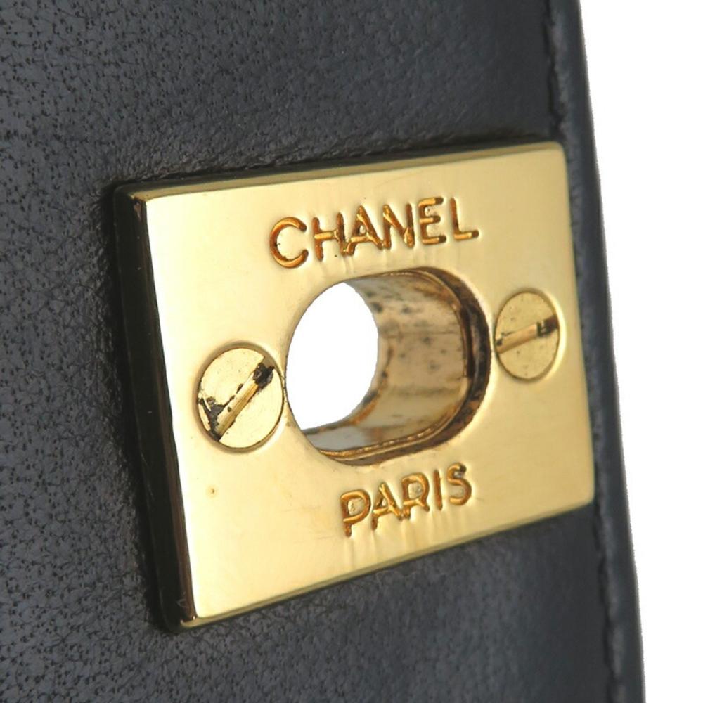 Black Leather Chanel Shoulder Bag