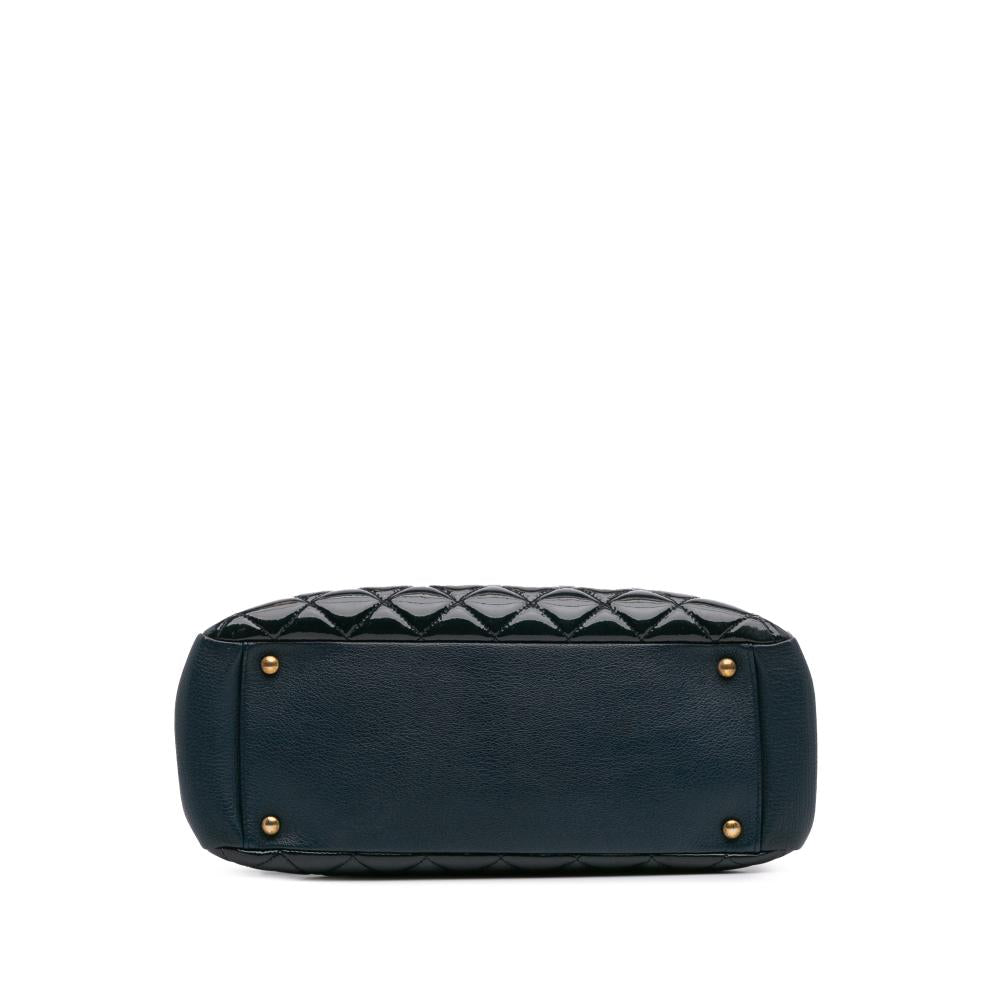Navy Leather Chanel Shoulder Bag