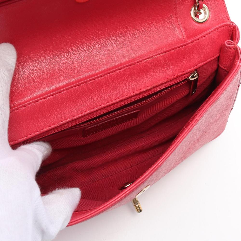 Pink Leather Chanel Shoulder Bag