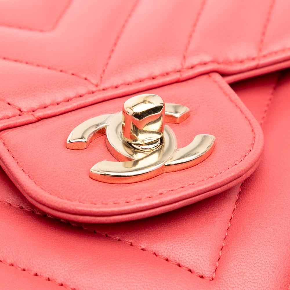 Pink Leather Chanel Shoulder Bag