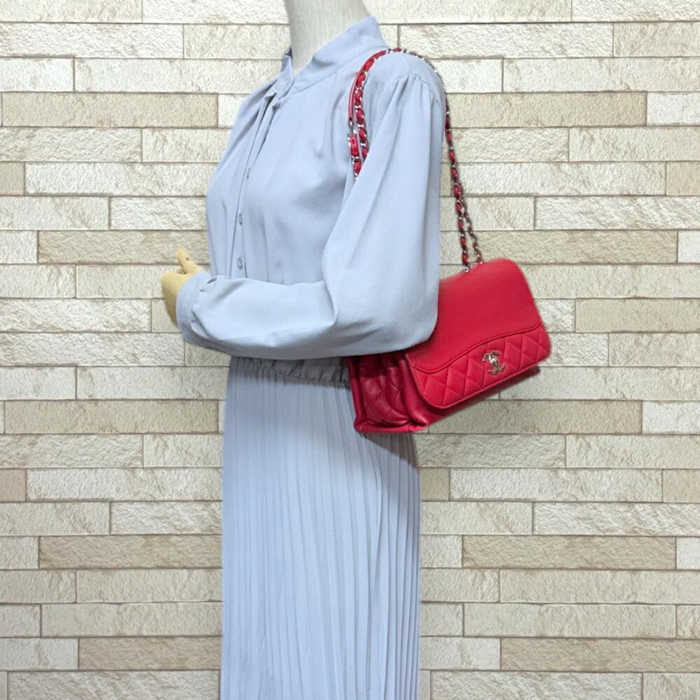 Red Leather Chanel Shoulder Bag