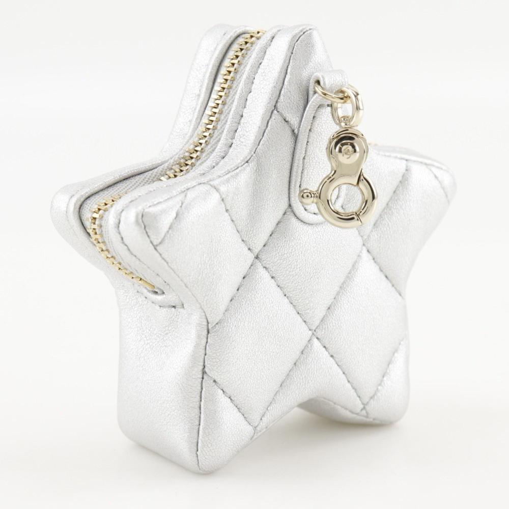 Silver Leather Chanel Shoulder Bag