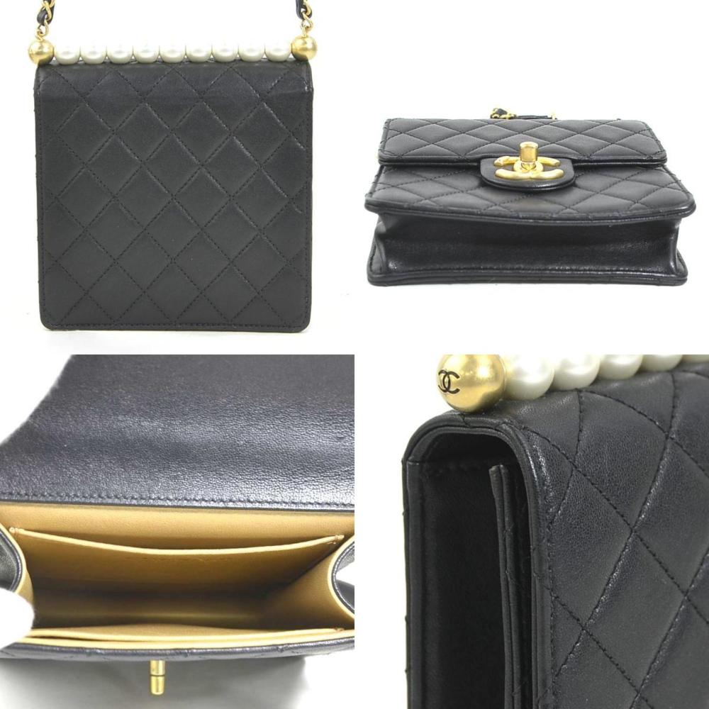 White Fabric Chanel Shoulder Bag