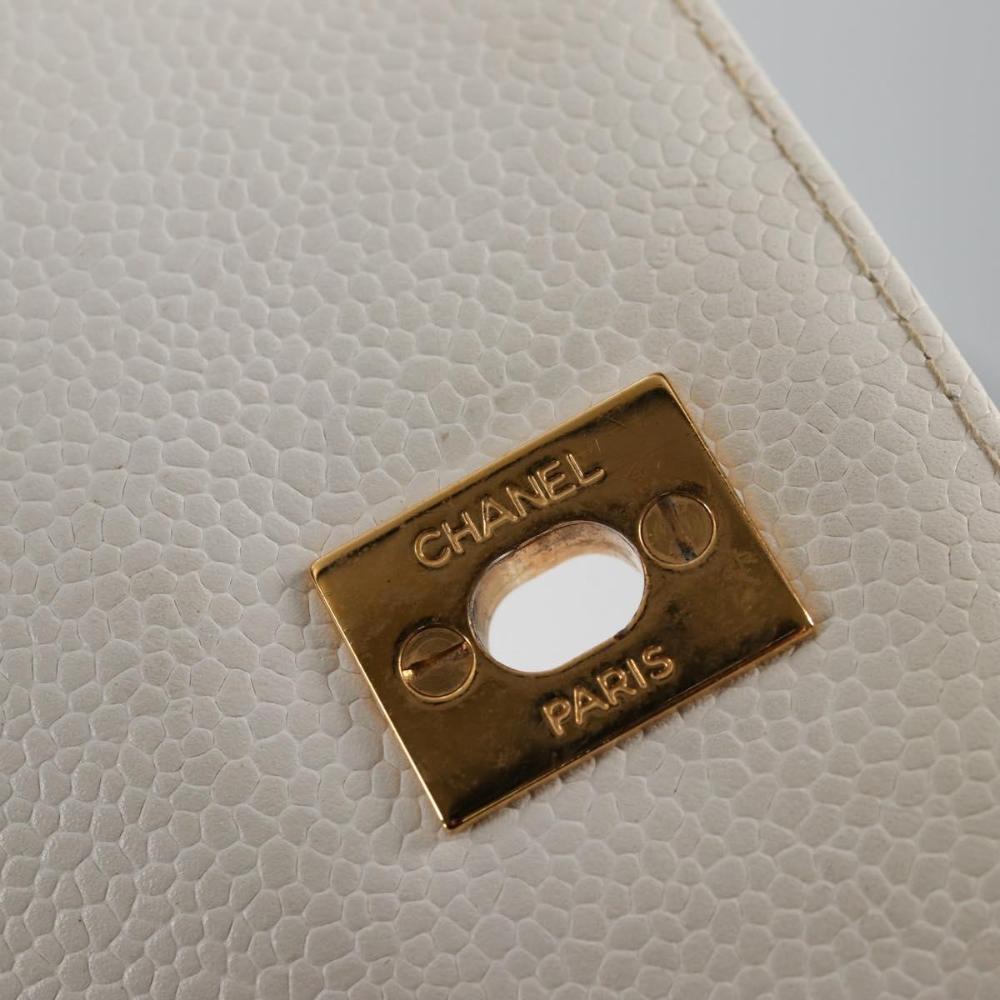 White Leather Chanel Shoulder Bag