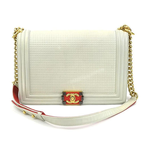 White Leather Chanel Shoulder Bag