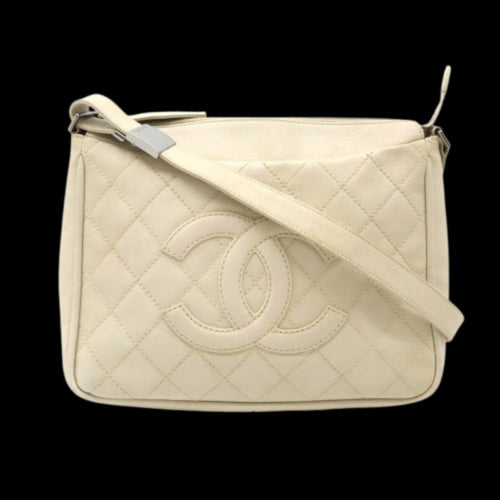 White Leather Chanel Shoulder Bag