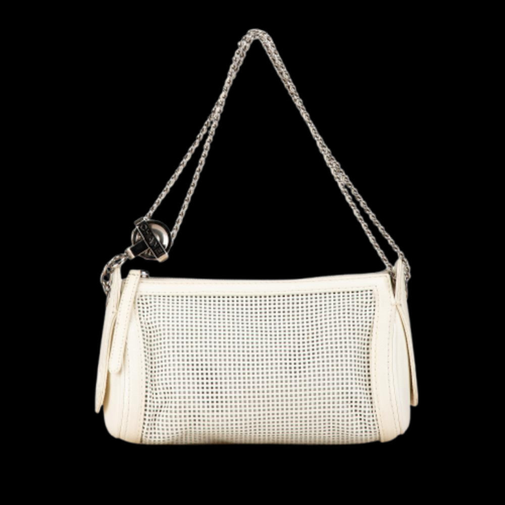 White Leather Chanel Shoulder Bag