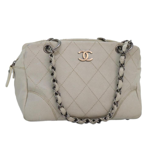 White Leather Chanel Shoulder Bag