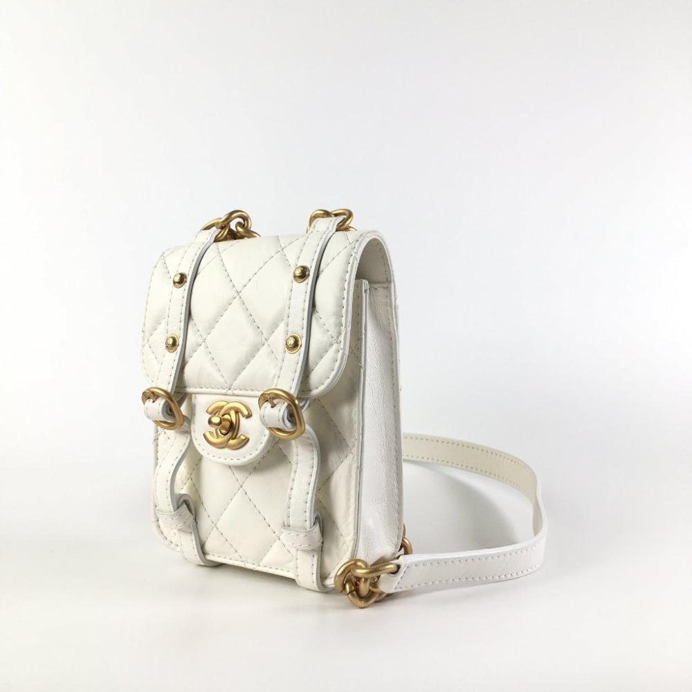 White Leather Chanel Shoulder Bag