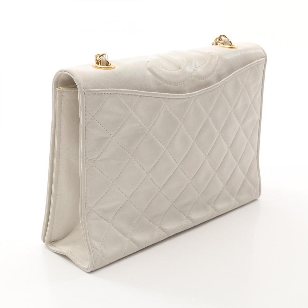 White Leather Chanel Shoulder Bag