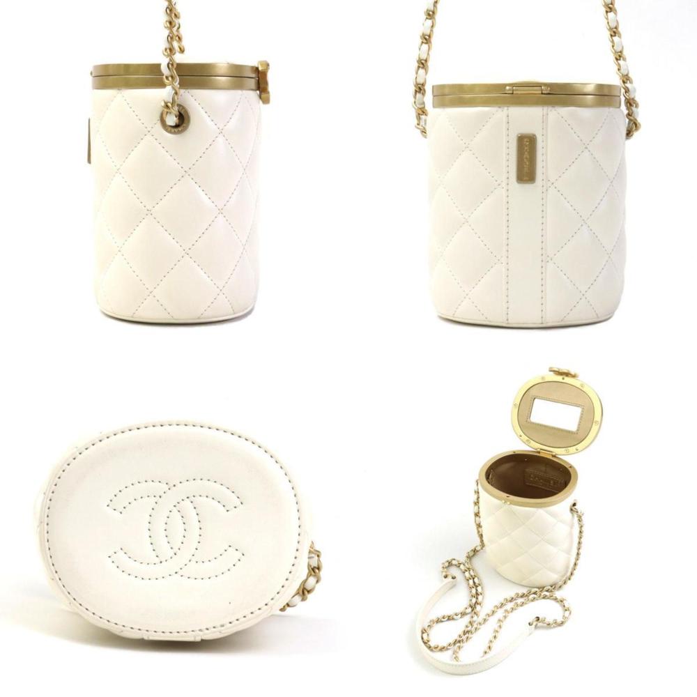 White Leather Chanel Shoulder Bag