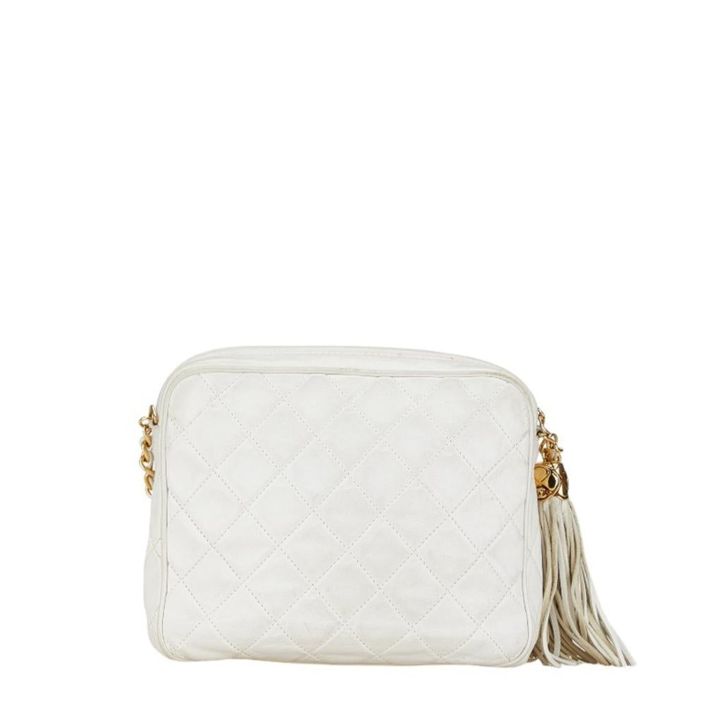 White Leather Chanel Shoulder Bag
