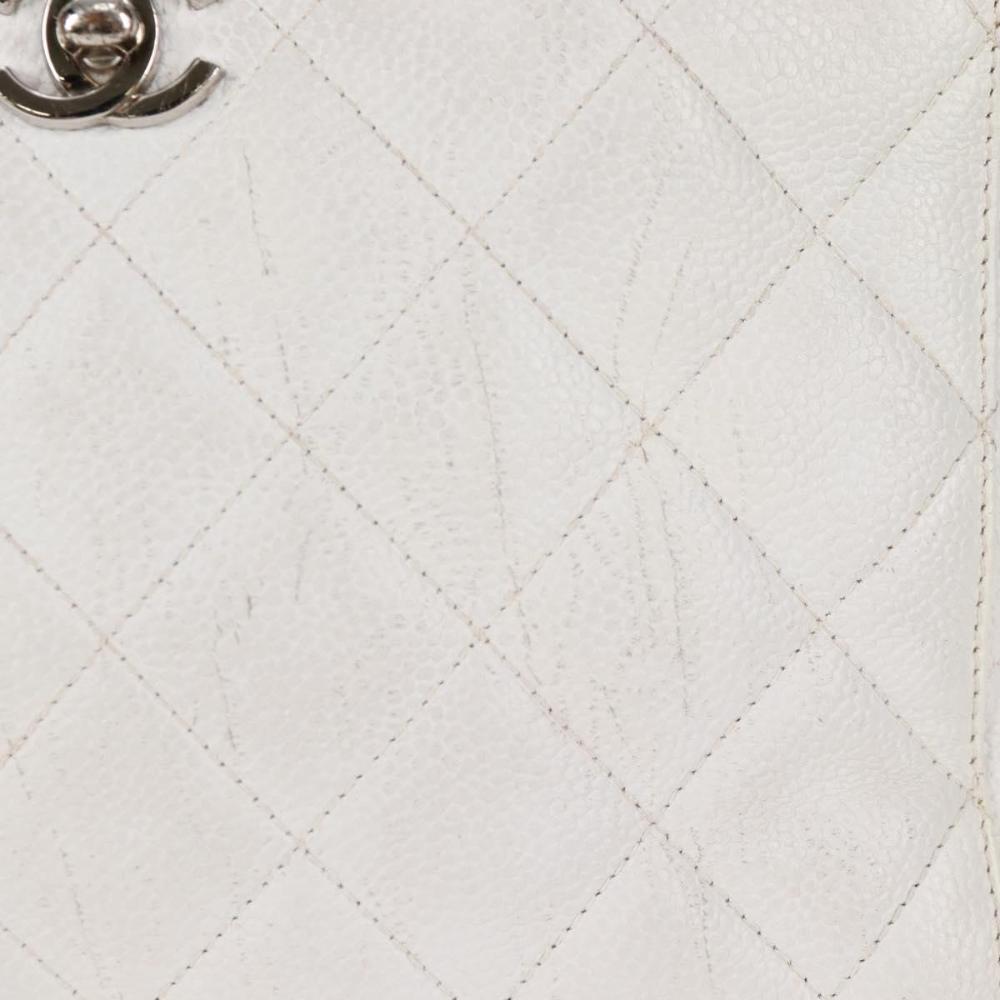 White Leather Chanel Shoulder Bag