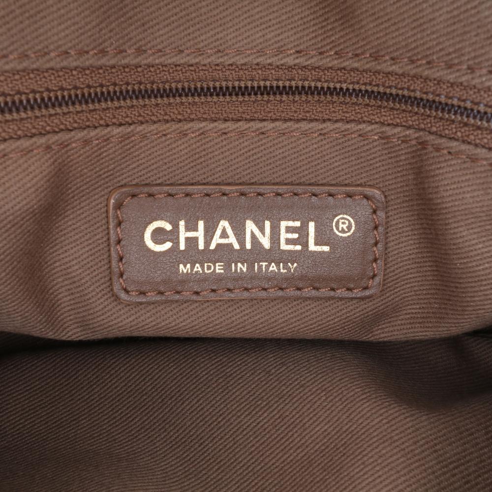 White Leather Chanel Crossbody Bag