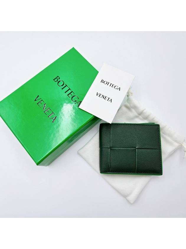 Bottega Veneta Maxi Intrecciato Leather Half Wallet Raintree