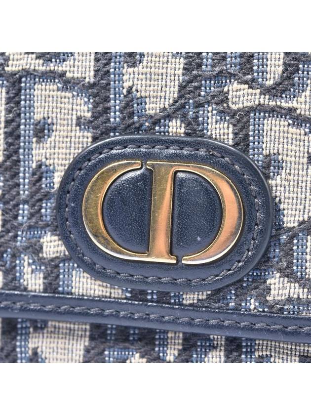 Women s Montaine Half Wallet S2057 Dior
