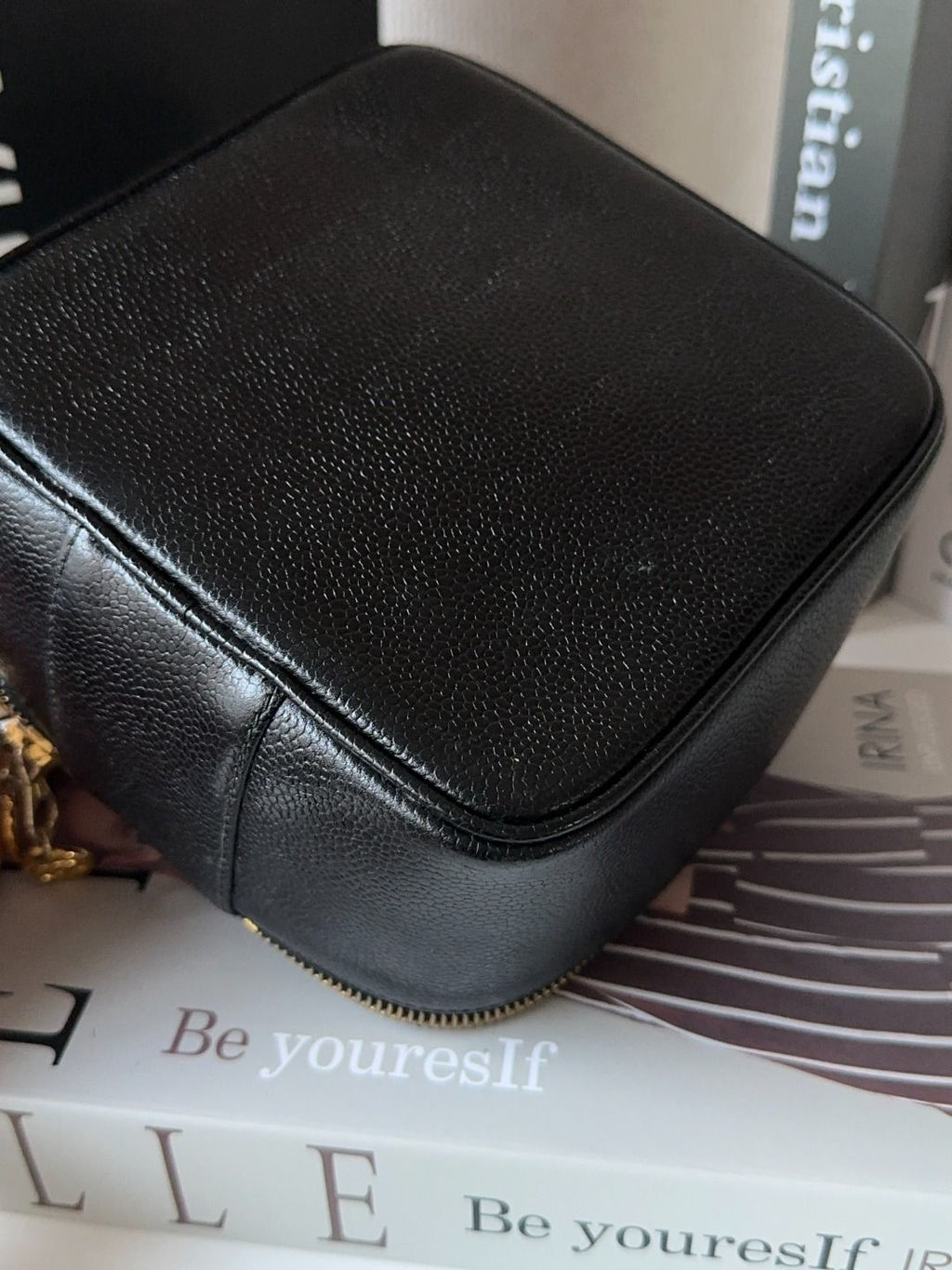 Gucci | Bags | Vintage Gucci Vanity Gg Top Handle Mini Bag MR06082025X837