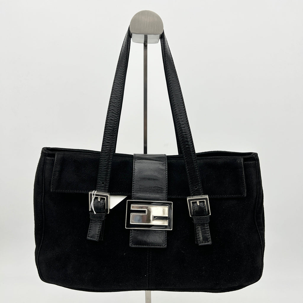 Fendi Baguette Suede Tote YVEAE485
