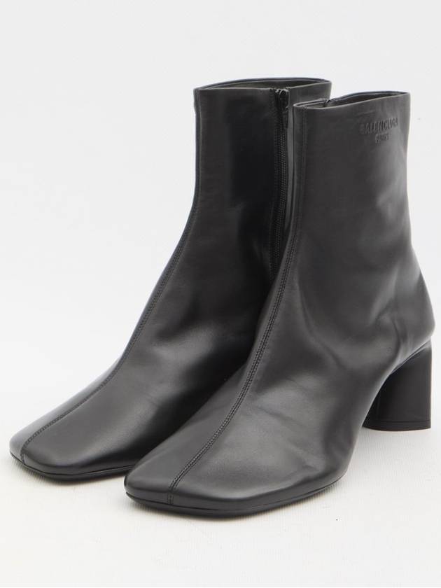 Balenciaga Duty Free 60mm boots