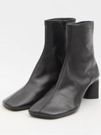 Balenciaga Duty Free 60mm boots