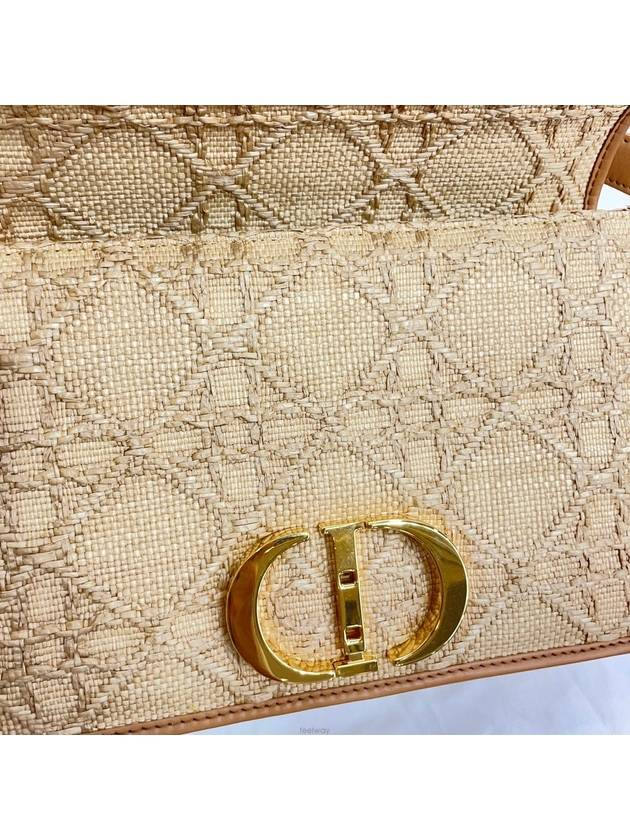 New product level Montaine 30 Cannage Raffia Natural Shoulder Bag Dior
