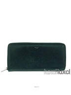 CELINE Zipped leather women s long wallet