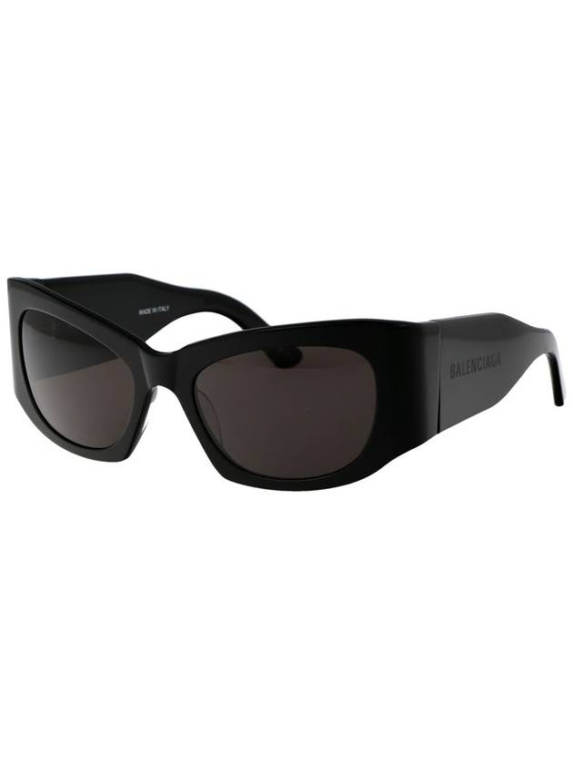 Balenciaga Eyewear Cat Eye Frame Sunglasses AA649051OM
