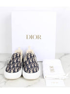 Oblique Solar Slip On 36 230 Dior