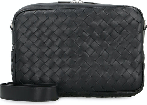 Bottega Veneta Men's Medium Intrecciato Shoulder Bag in Black | Size UNICA | 755925V2HL1