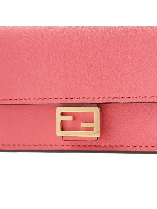 Fendi FF Baguette Flap Card Wallet Rosa