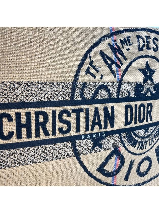 New level Book Tote 36 Converse embroidery bag Dior