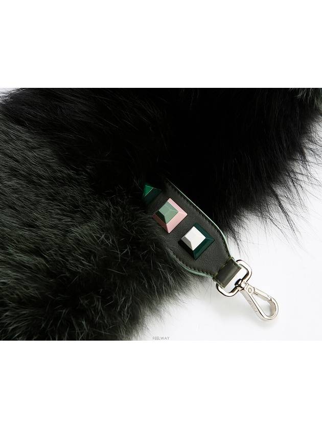 Fendi women muffler