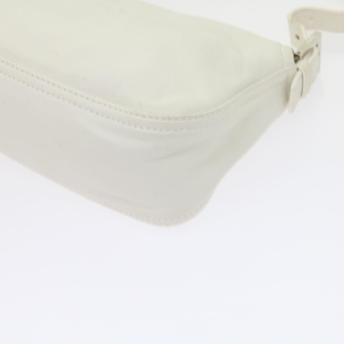 FENDI Mamma Baguette Shoulder Bag Leather Whiteep2545