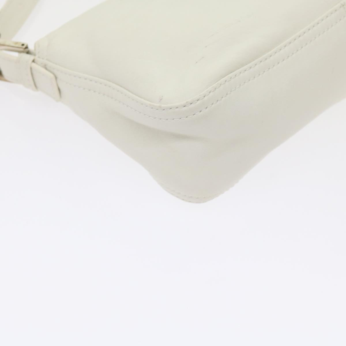 FENDI Mamma Baguette Shoulder Bag Leather Whiteep2545