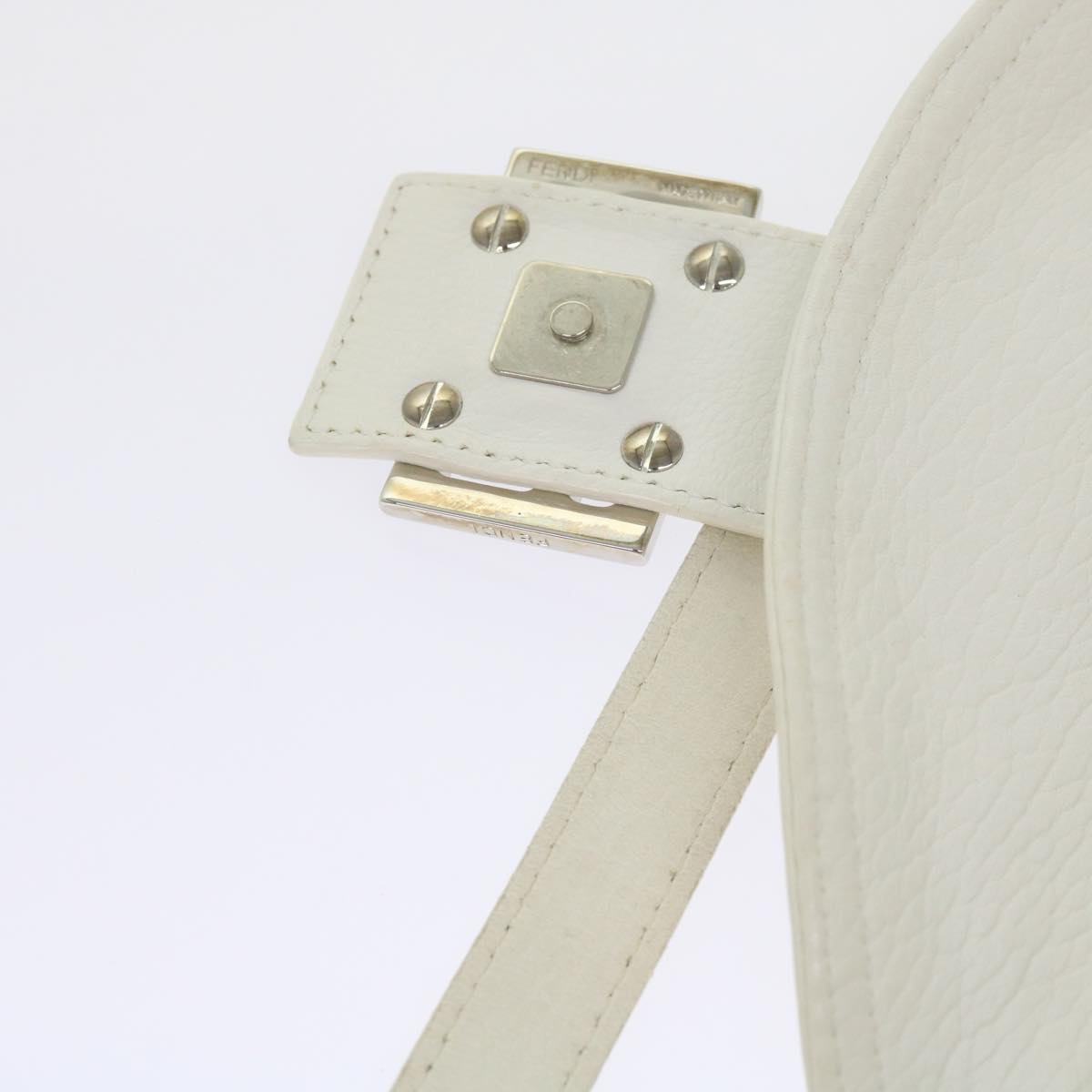 FENDI Mamma Baguette Shoulder Bag Leather Whiteep2545