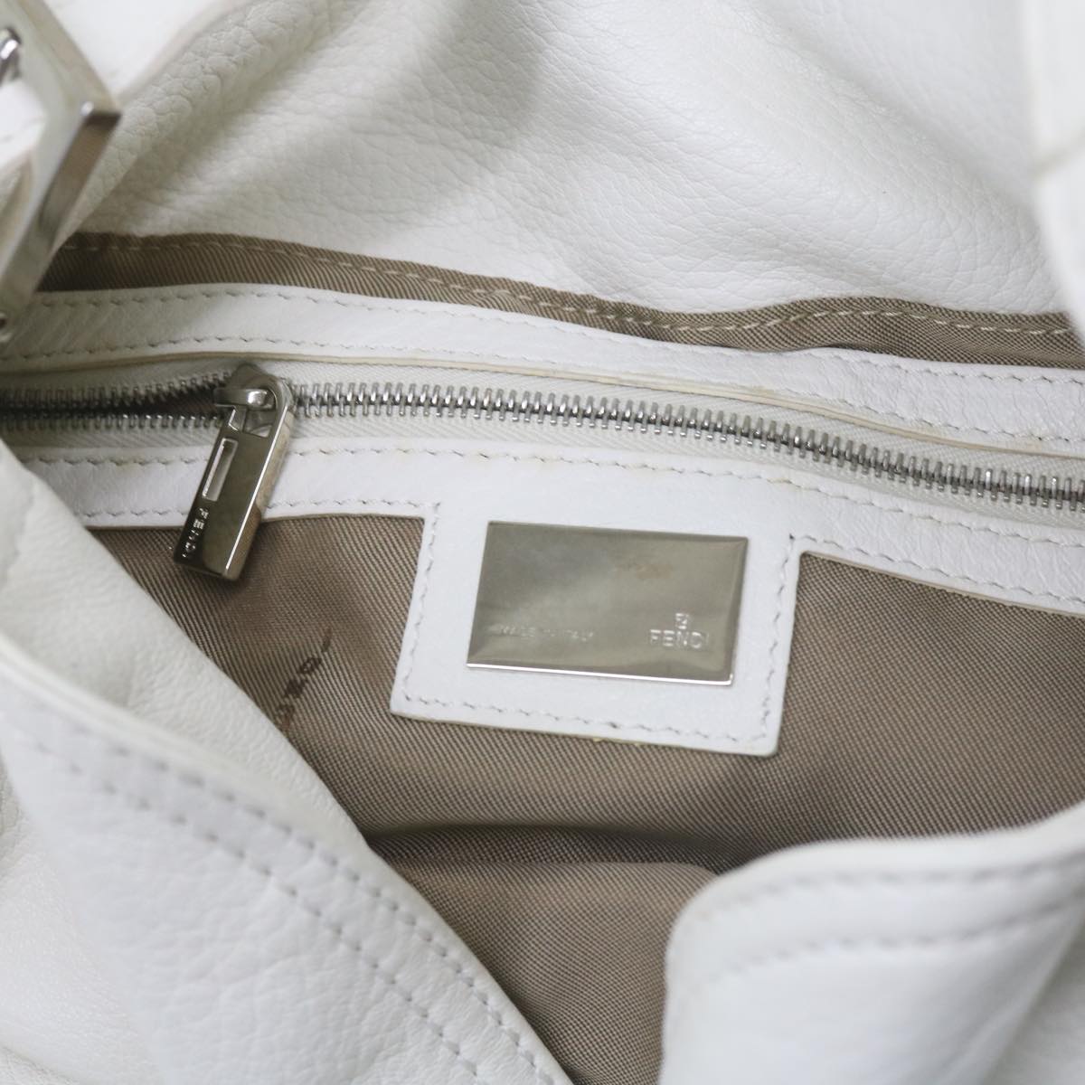 FENDI Mamma Baguette Shoulder Bag Leather Whiteep2545