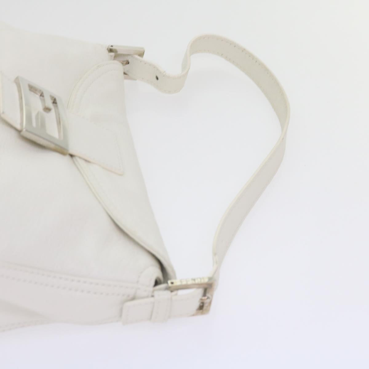 FENDI Mamma Baguette Shoulder Bag Leather Whiteep2545
