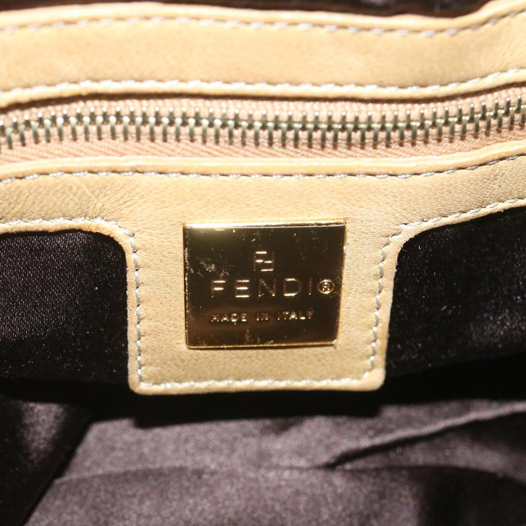 FENDI Mamma Baguette Shoulder Bag Suede Beigeep3672