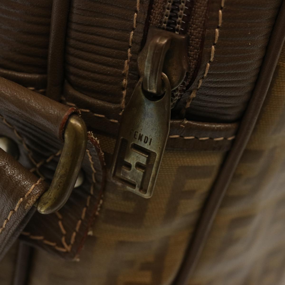 FENDI Zucchino Canvas Shoulder Bag Vintage Beigeep4154