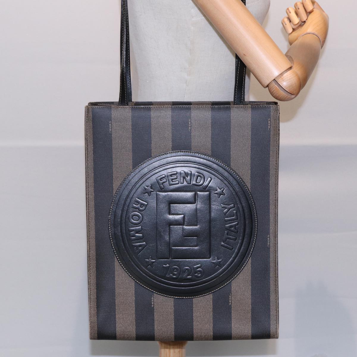 FENDI Pecan Canvas Tote Bag Brown Black goldep5527
