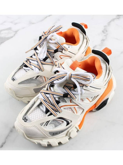 Balenciaga track shoes white state 35 220