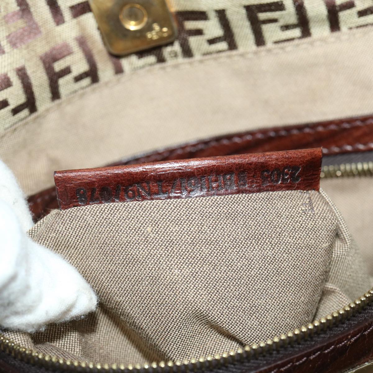 FENDI Zucchino Canvas Tote Bag Beigefm3244
