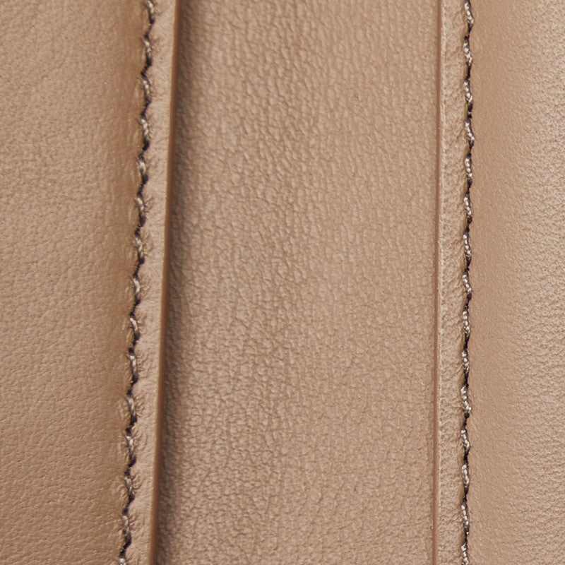 Louis Vuitton Capucines Compact Trifold Wallet M62156