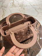 Lady Dior Medium Ultra Matte Pink