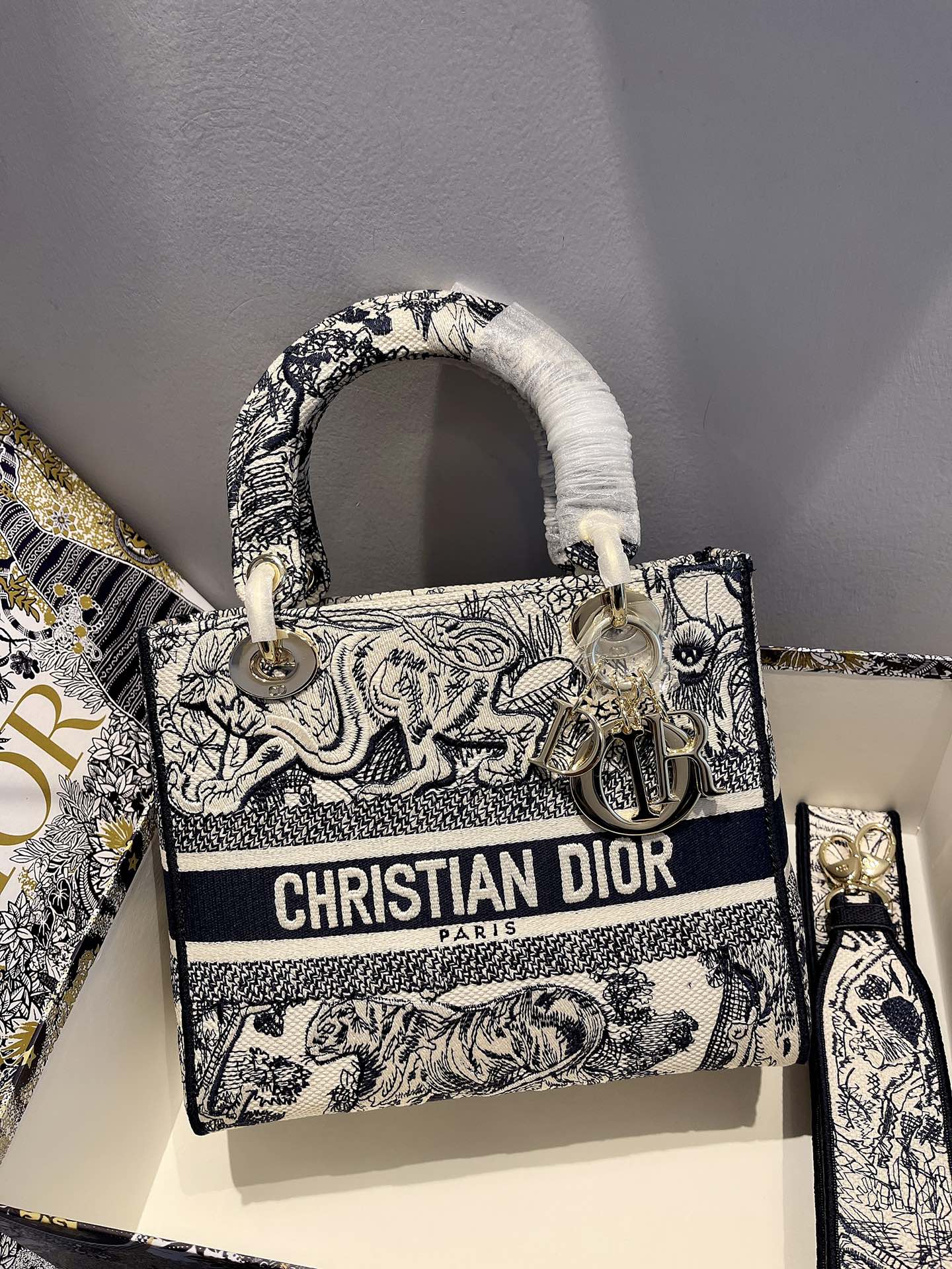 Christian Dior Medium Lady D Lite Bag