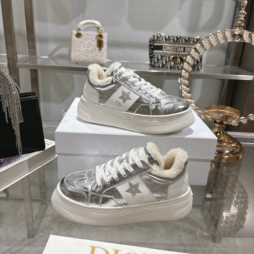 DIOR  DIOR Star Platform Sneaker In Glossy Silver Cowhide 996418