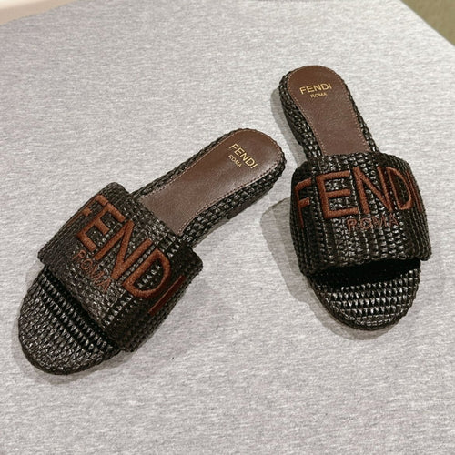 FENDI FENDI SIGNATURE MULE SLIDES IN DARK BROWN FIBRE