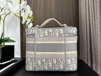 DIOR  DIORtravel vanity 25 grey oblique embroidery